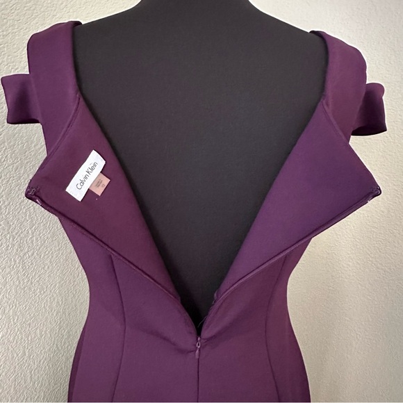 Calvin Klein Go Red Cold-Shoulder Plum Sheath Midi Dress Size 12 - Picture 9 of 12